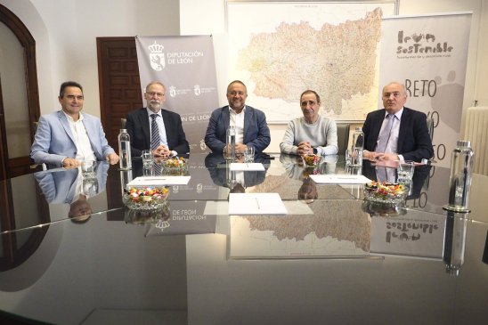 Courel traslada el respaldo de la Diputación a la candidatura de León para acoger la Agencia Estatal de Salud Pública 
